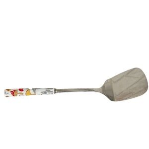 Spatula with Mushroom Design